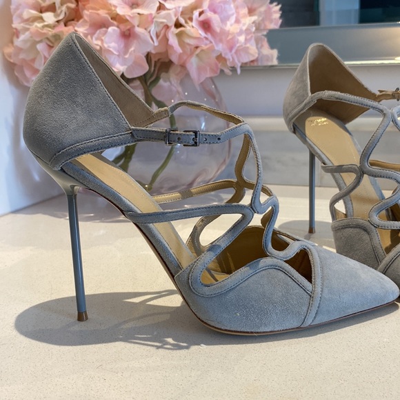 Giorgio Armani heels - Picture 2 of 7